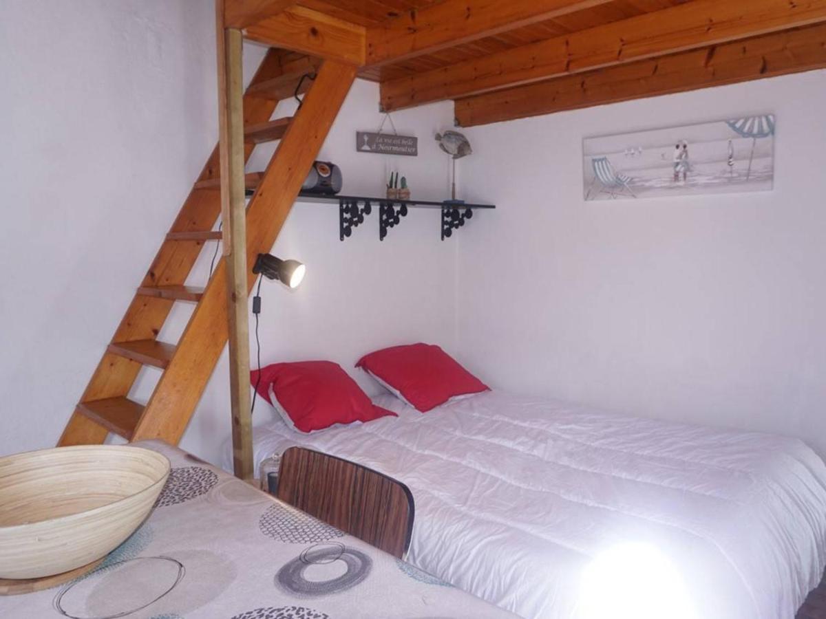 Studio Mezzanine A 200M Du Port Et De La Plage, Cour Privative, Parfait Pour 3 Personnes - Fr-1-224B-564 Noirmoutier-en-l'Ile Exterior photo